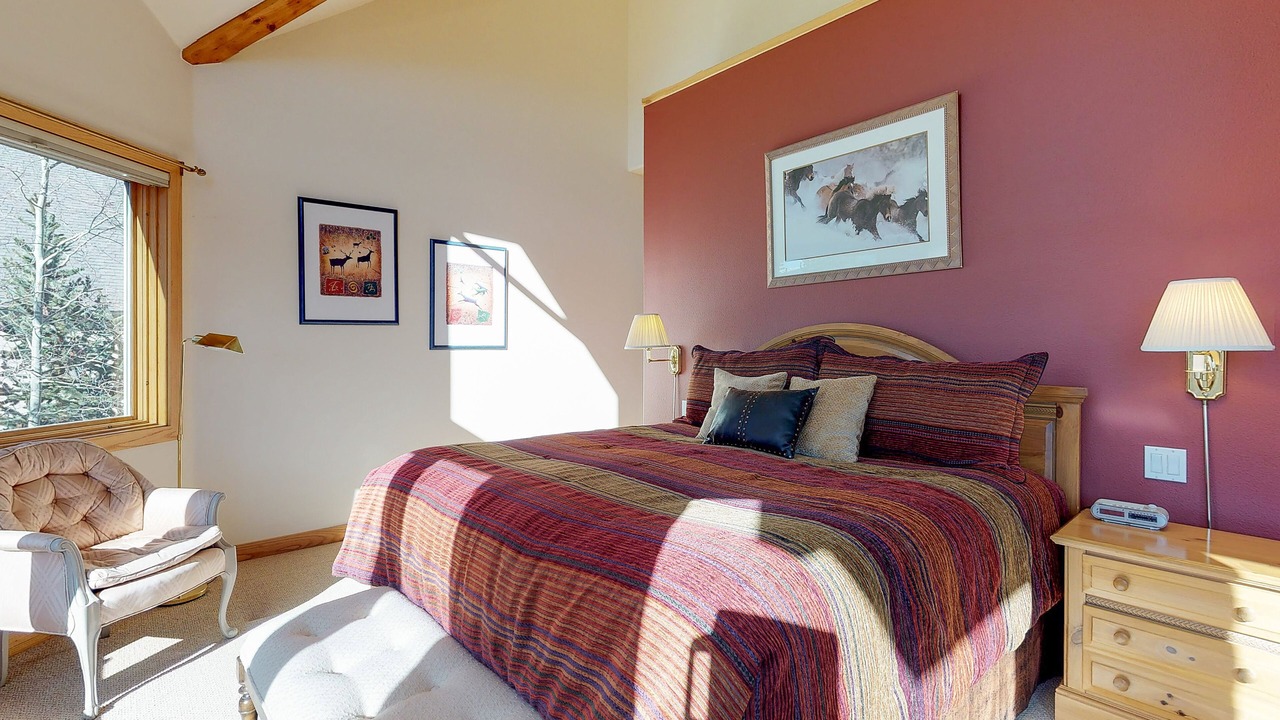 Photo of Bedroom in Hamilton Creek