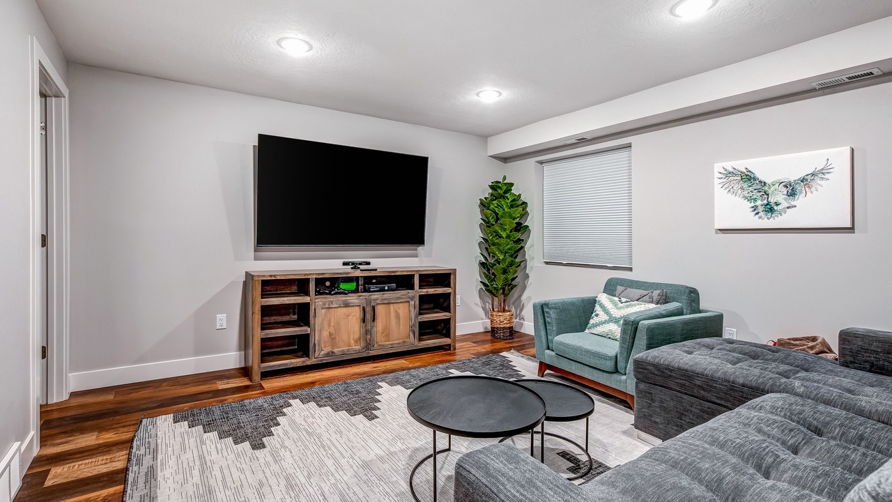 Photo of Livingroom in Cottonwood Heights