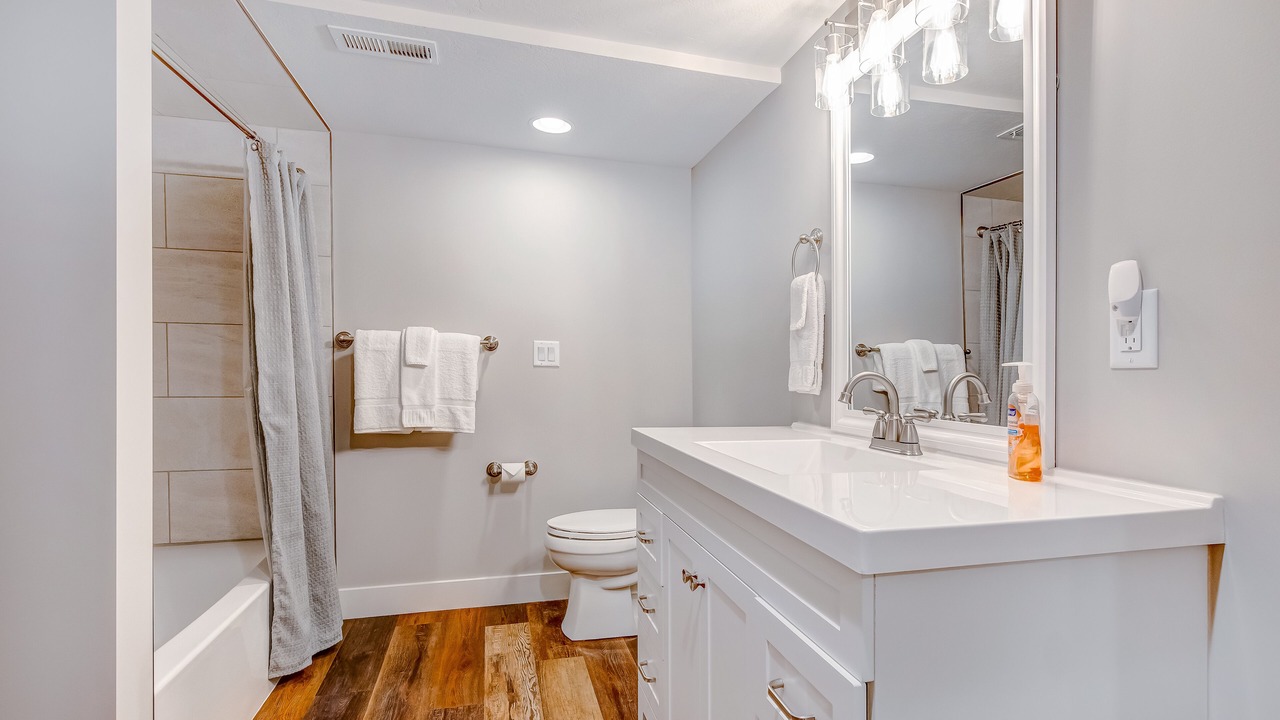 Photo of Bathroom in Cottonwood Heights