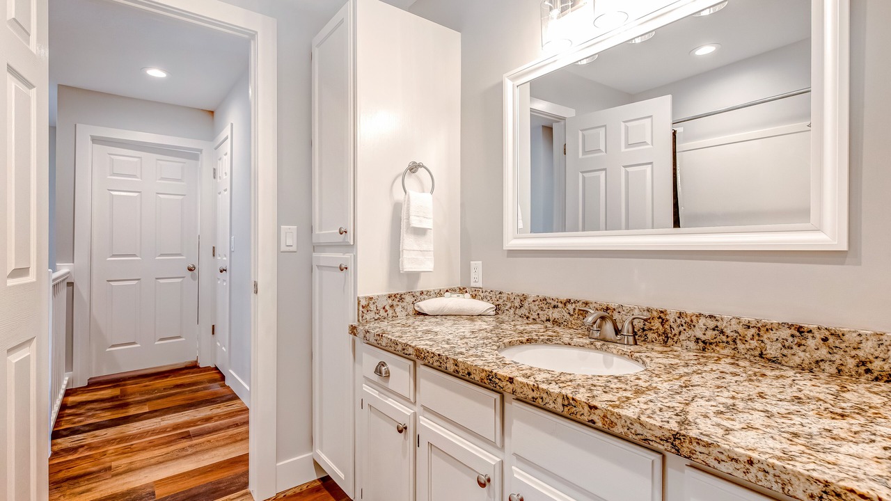 Photo of Bathroom in Cottonwood Heights