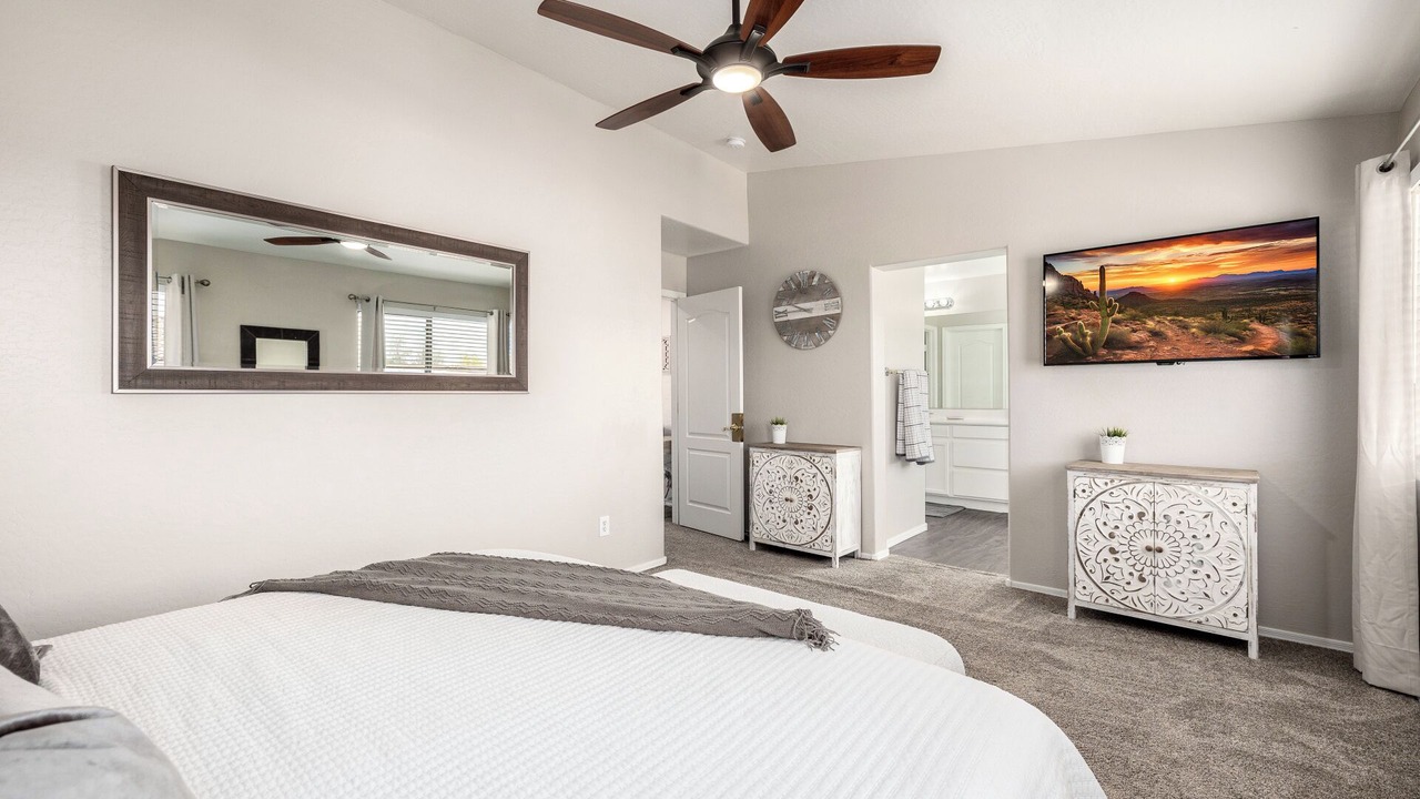 Photo of Bedroom in Alta Mesa