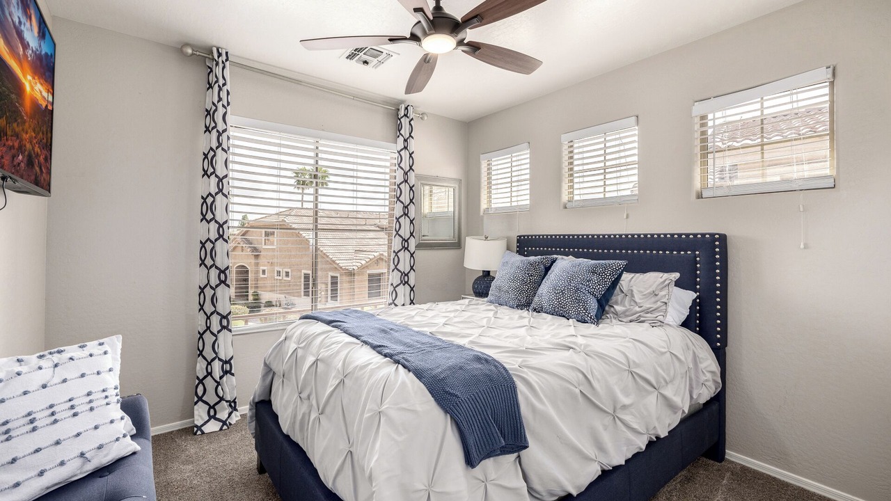Photo of Bedroom in Alta Mesa