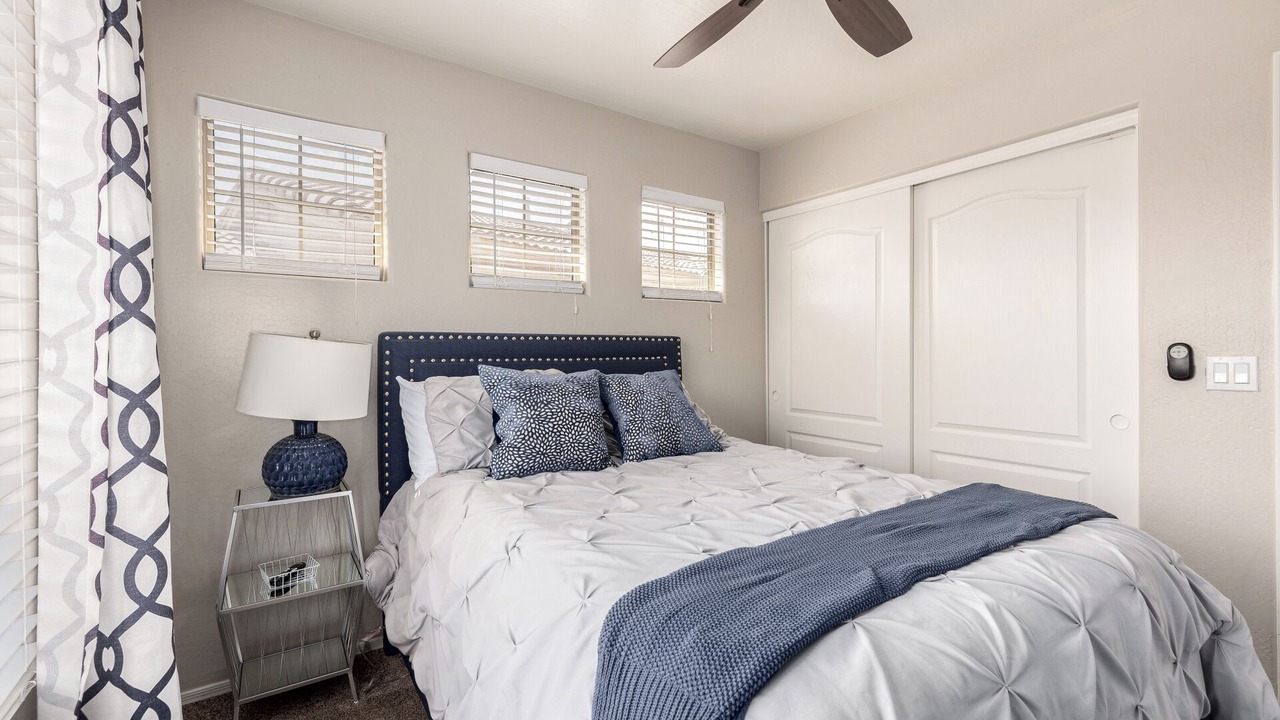 Photo of Bedroom in Alta Mesa