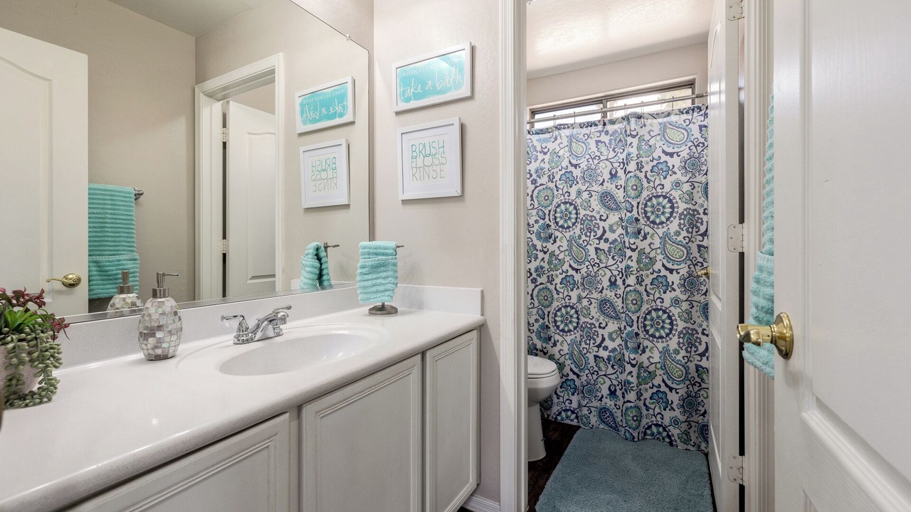 Photo of Bathroom in Alta Mesa