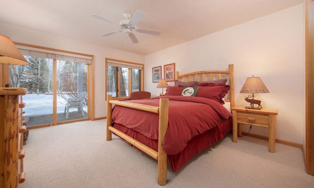 Photo of Bedroom in Teton Pines