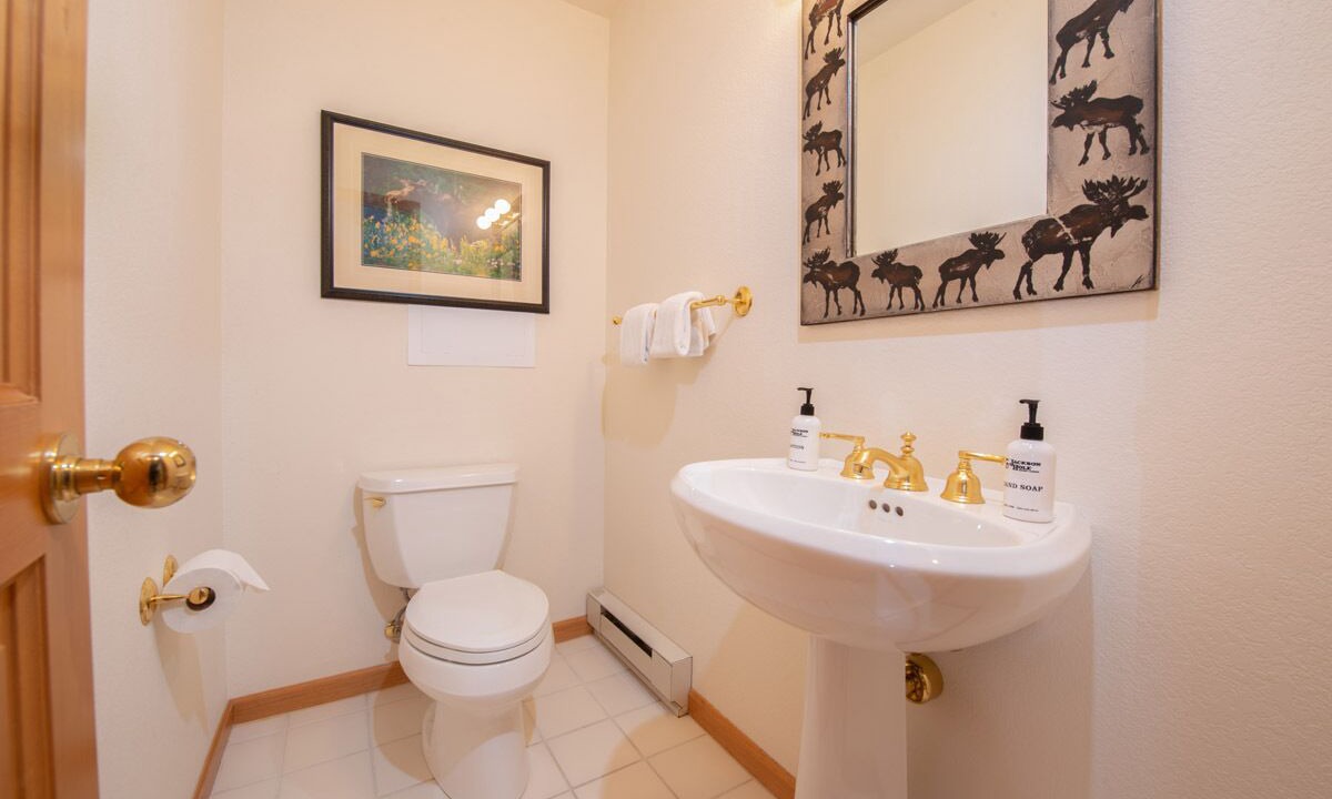 Photo of Bathroom in Teton Pines