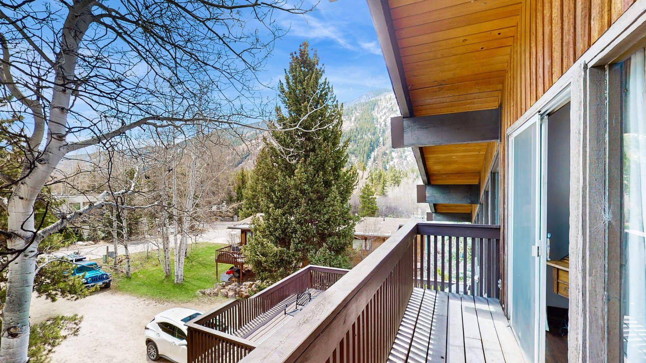 Photo of Outdoor in Mountain Valley