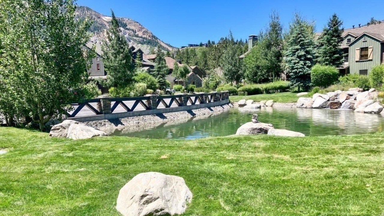 Photo of Outdoor in Mammoth Lakes