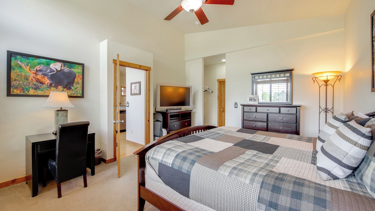 Photo of Bedroom in Grand Elk Ranch