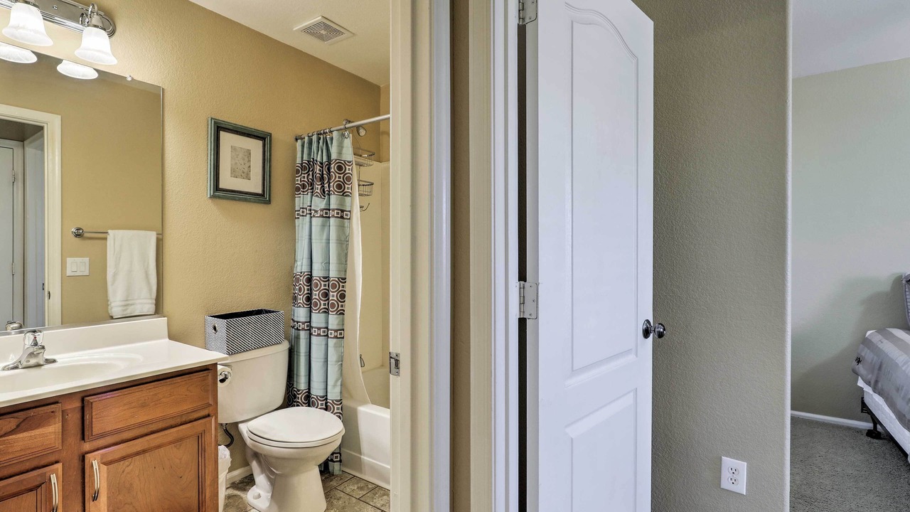 Photo of Bathroom in Norterra