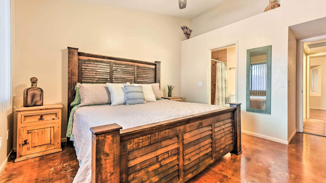 Photo of Bedroom in Coyote Corridor