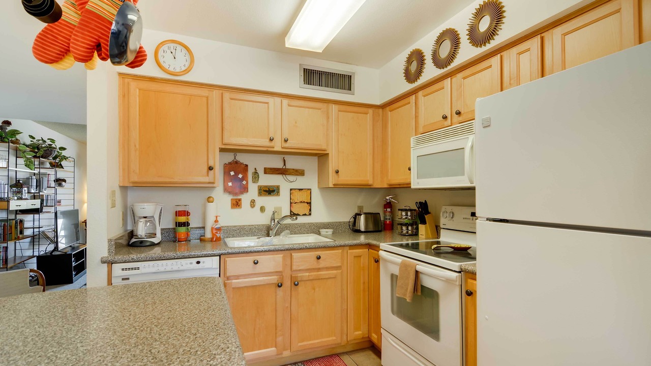 Photo of Kitchen in Fountain of the Sun