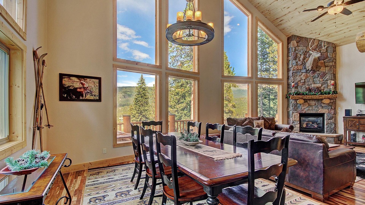 Photo of Livingroom in Blue River