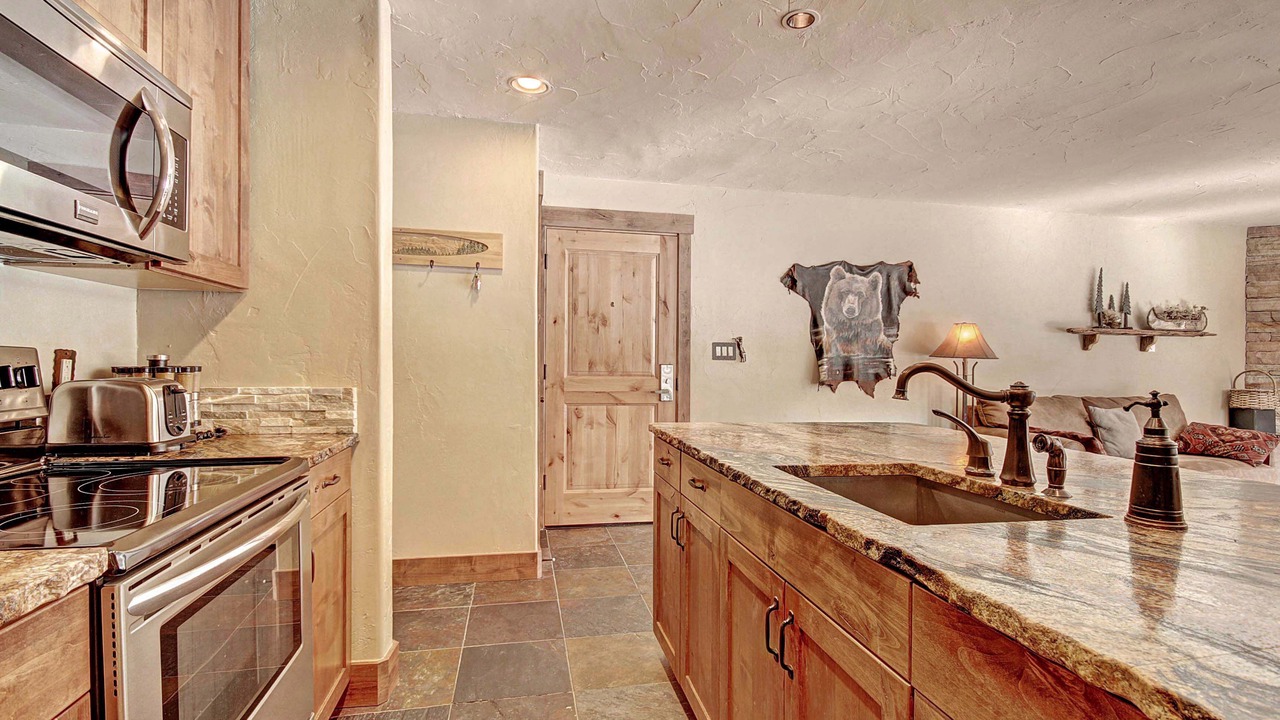 Photo of Kitchen in Lakeside Village