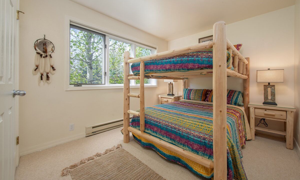 Photo of Bedroom in Teton Pines