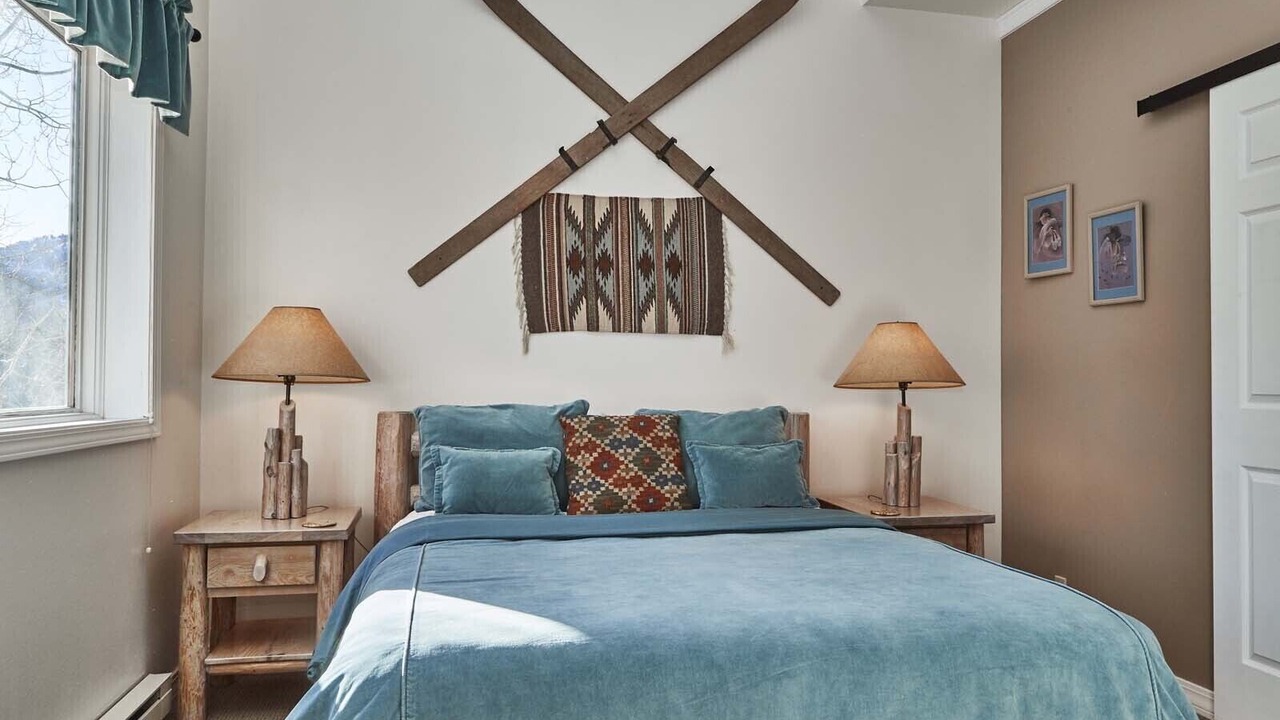 Photo of Bedroom in Teton Pines