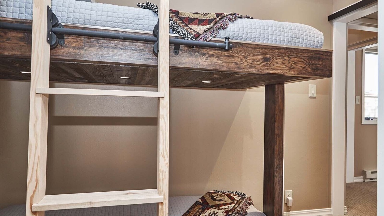 Photo of Bedroom in Teton Pines