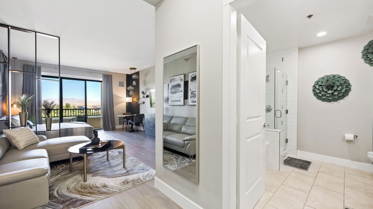 Photo of Livingroom in Lake Las Vegas