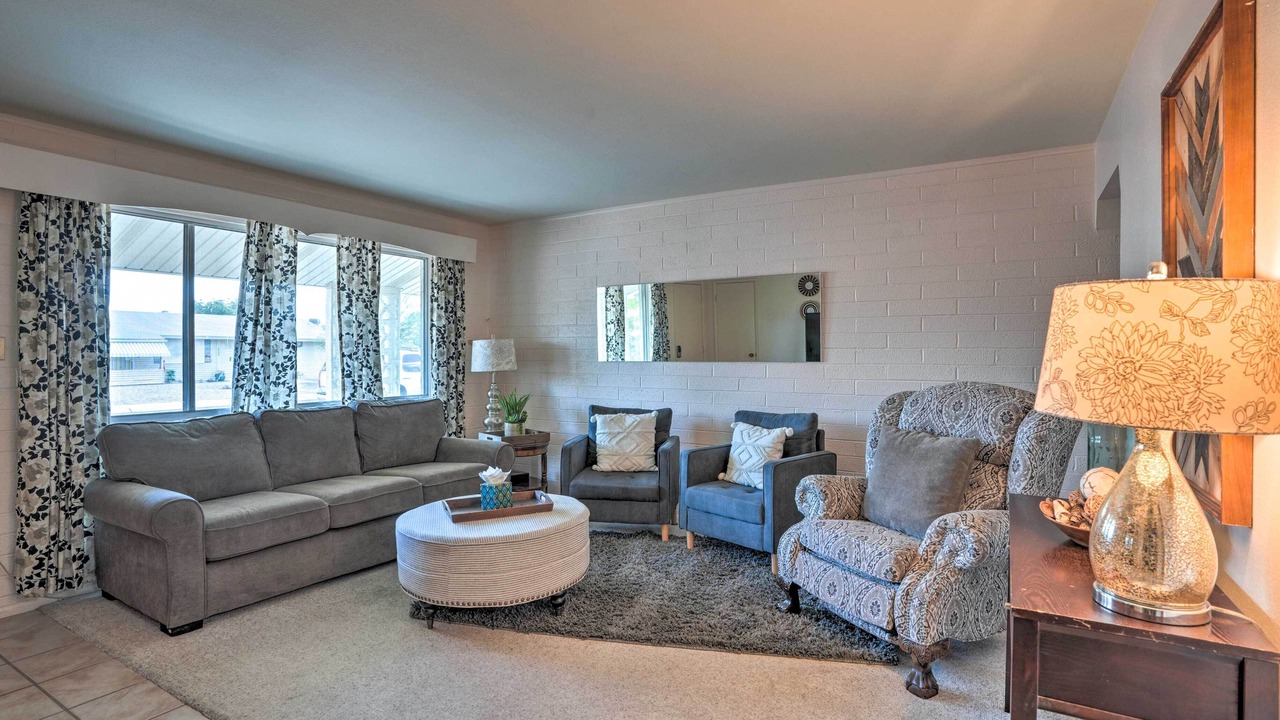 Photo of Livingroom in Sun City