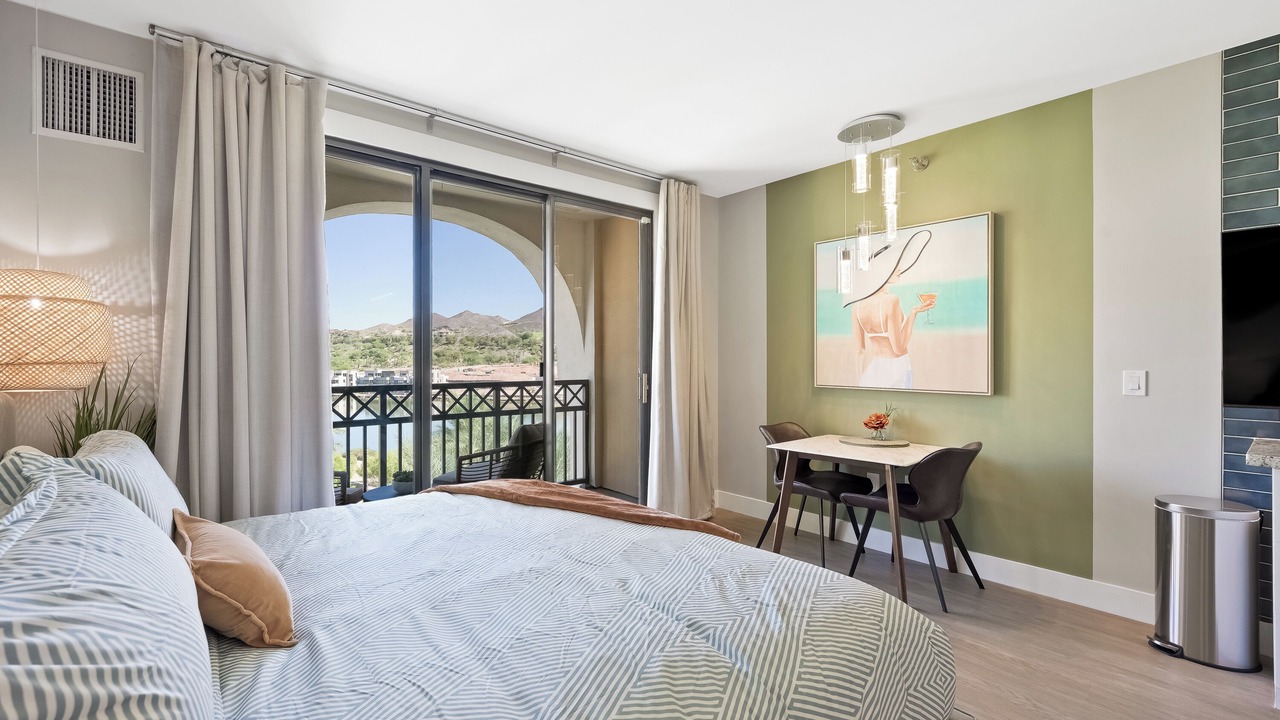 Photo of Bedroom in Lake Las Vegas
