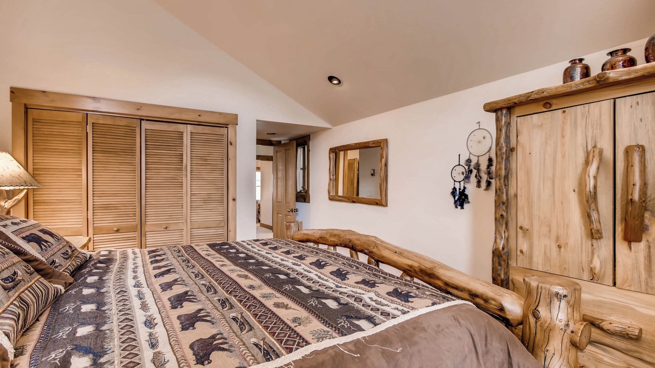 Photo of Bedroom in Keystone