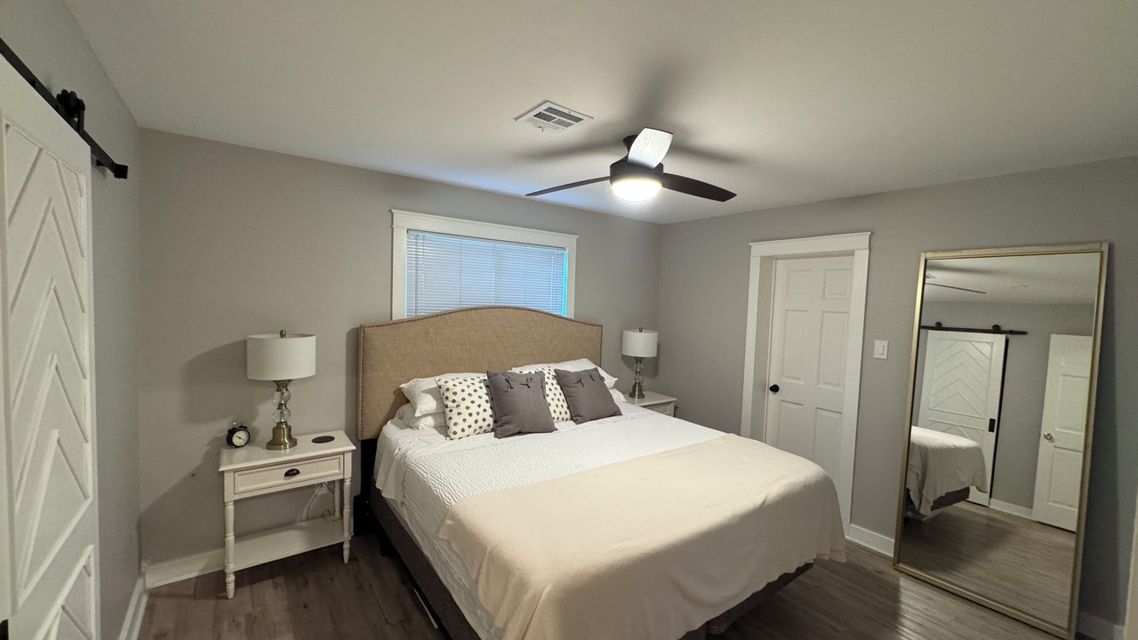 Photo of Bedroom in Peaceful Valley