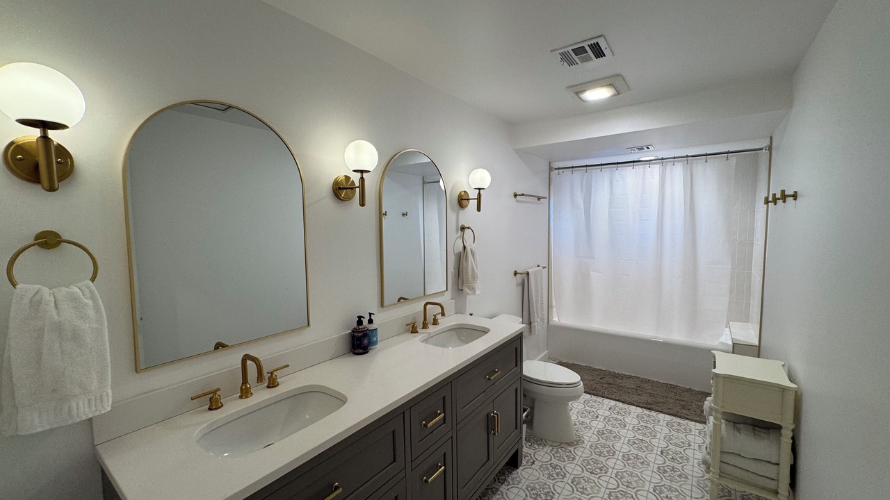 Photo of Bathroom in Peaceful Valley