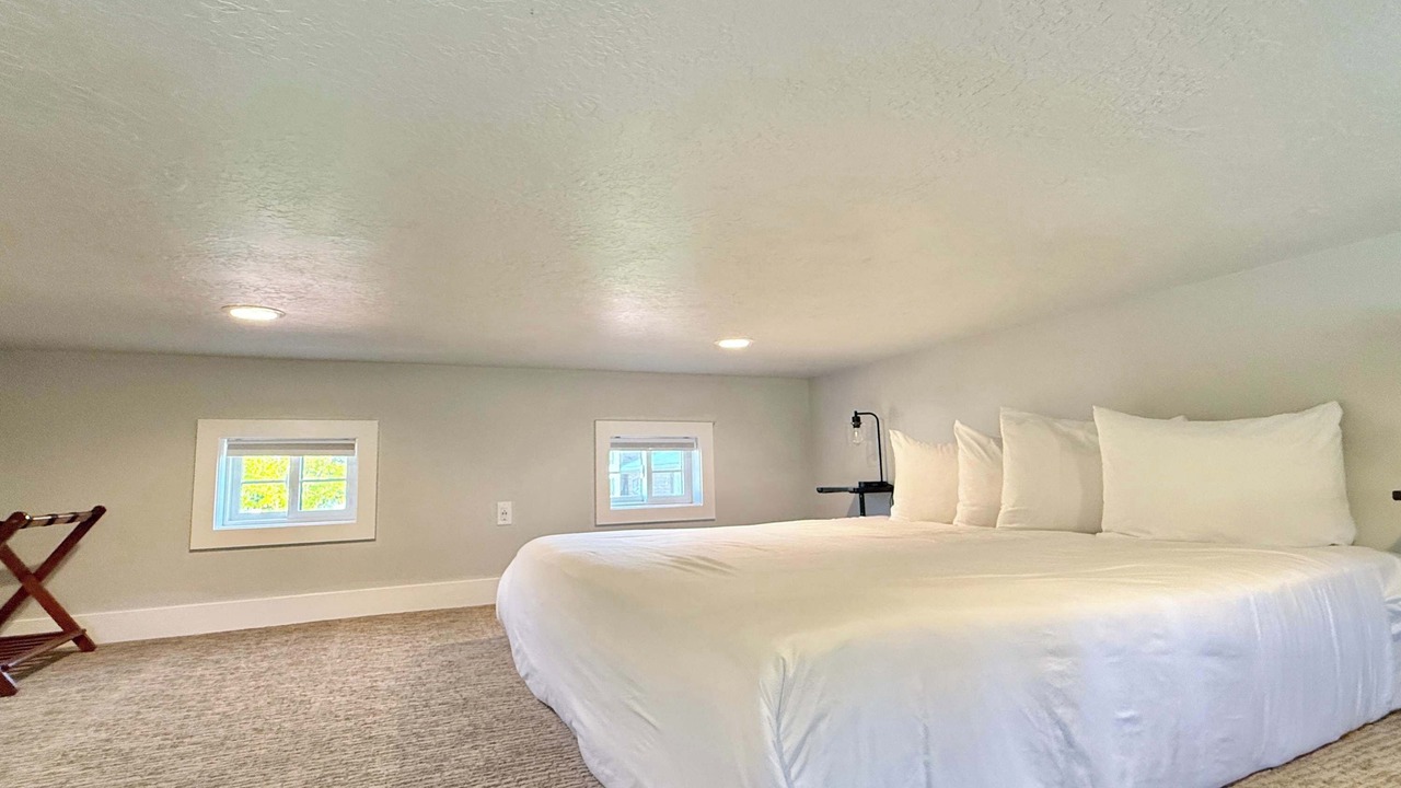 Photo of Bedroom in Orderville