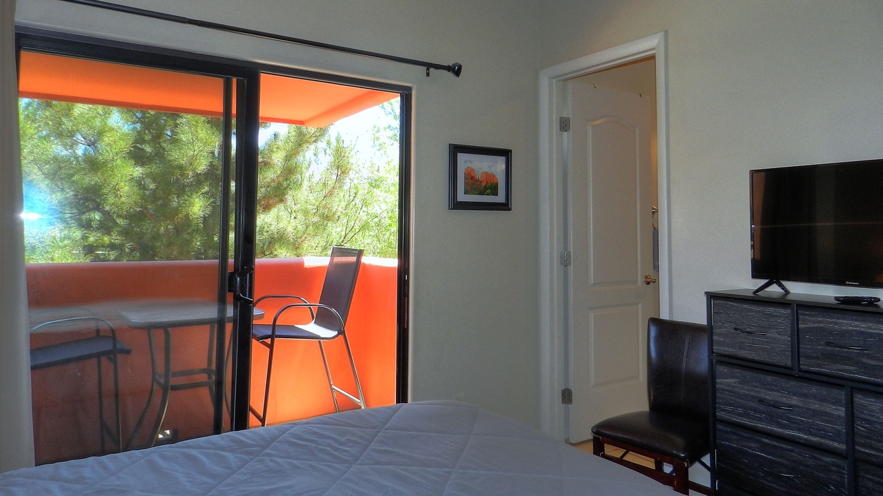 Photo of Bedroom in Oak Creek