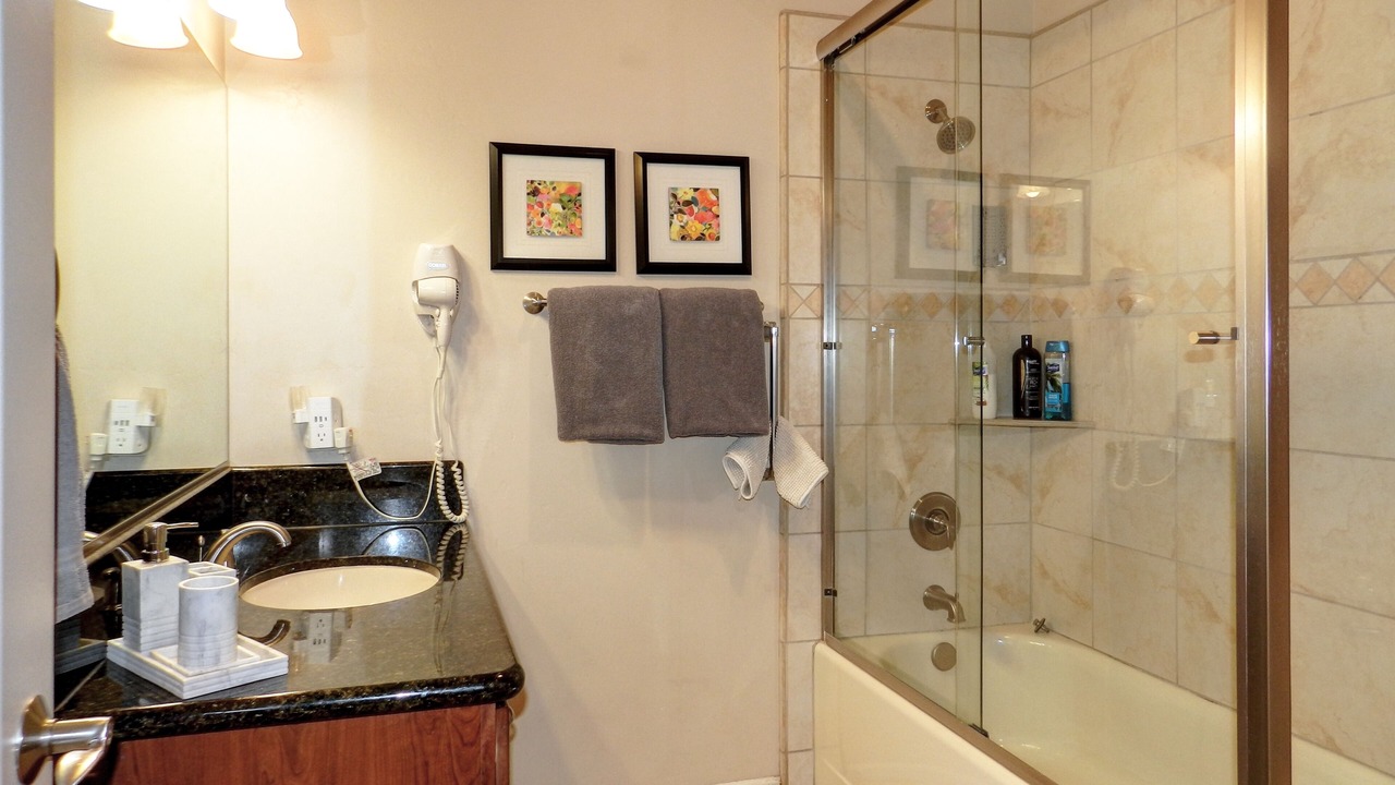 Photo of Bathroom in Oak Creek
