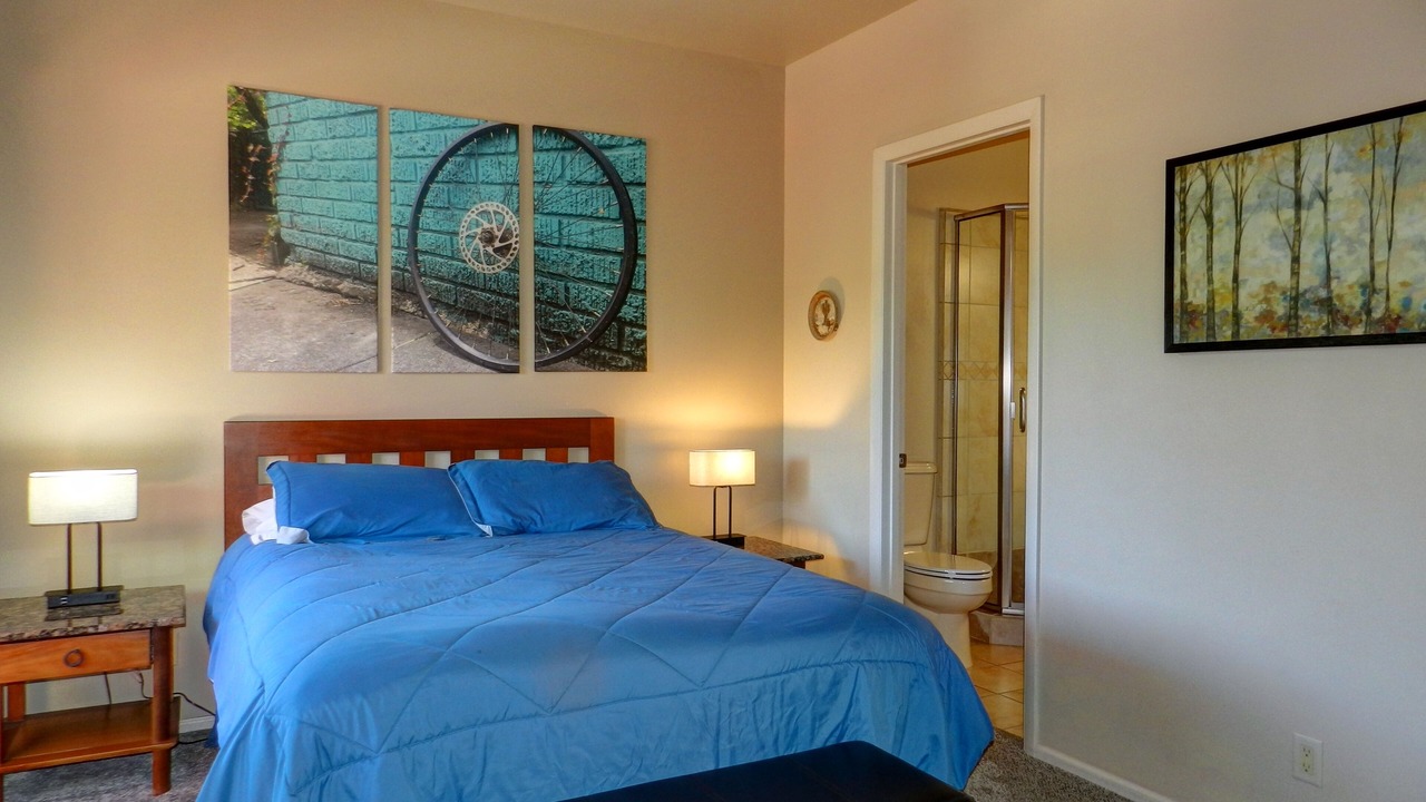 Photo of Bedroom in Oak Creek