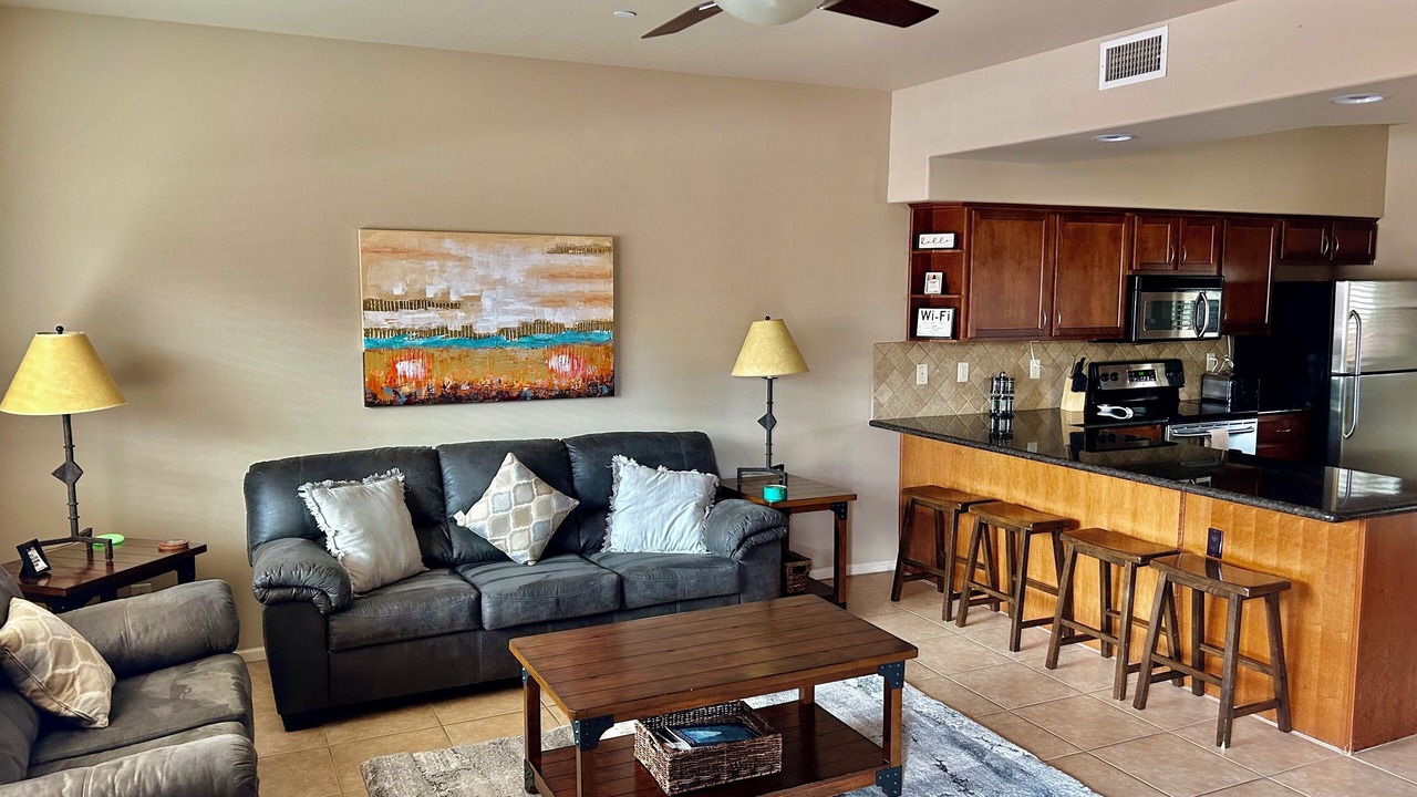 Photo of Livingroom in Oak Creek