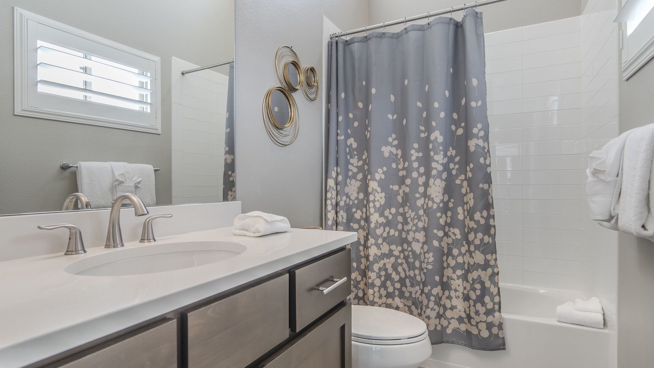 Photo of Bathroom in Rendezvous
