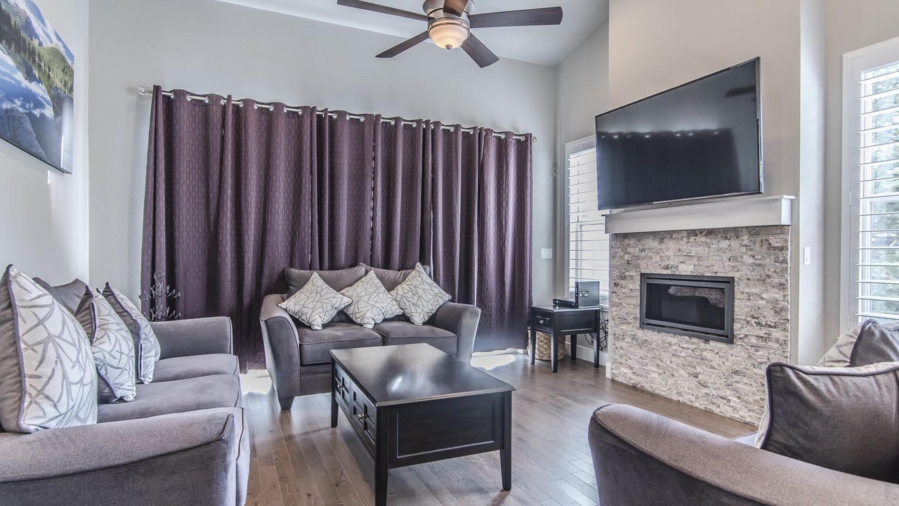 Photo of Livingroom in Rendezvous