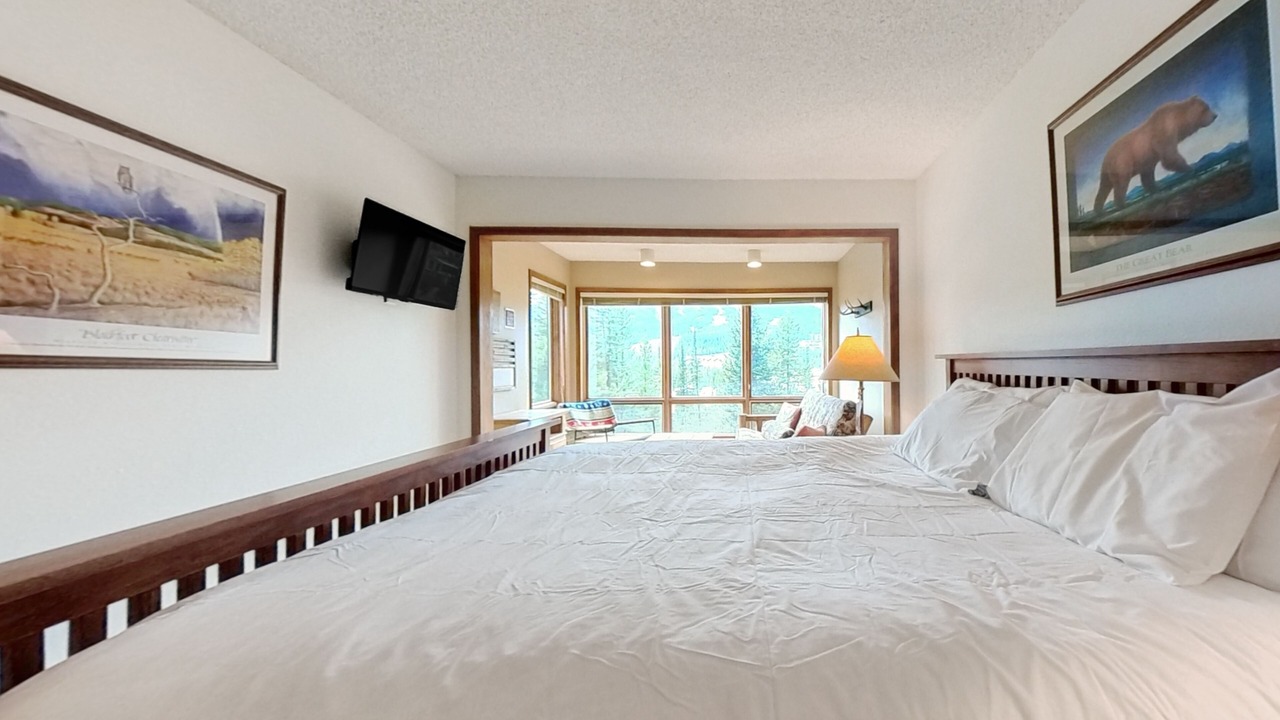 Photo of Bedroom in Big Sky