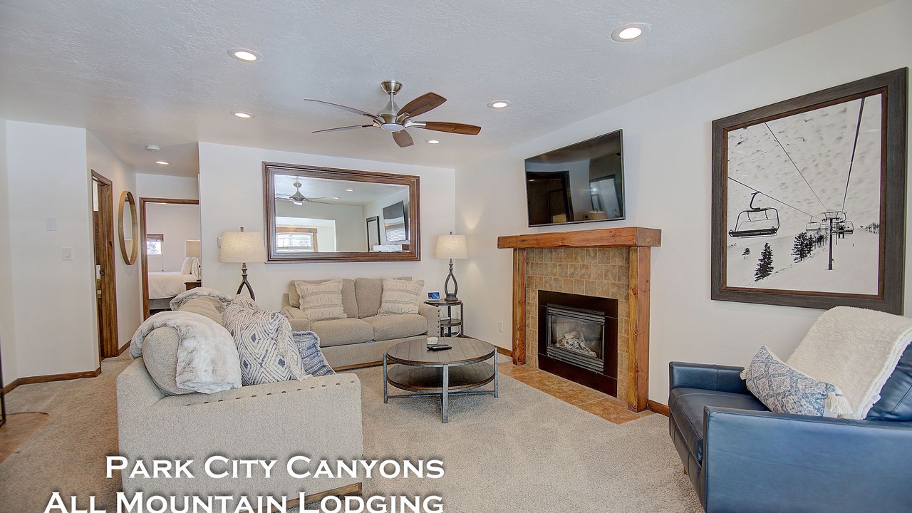 Photo of Livingroom in South Snyderville Basin