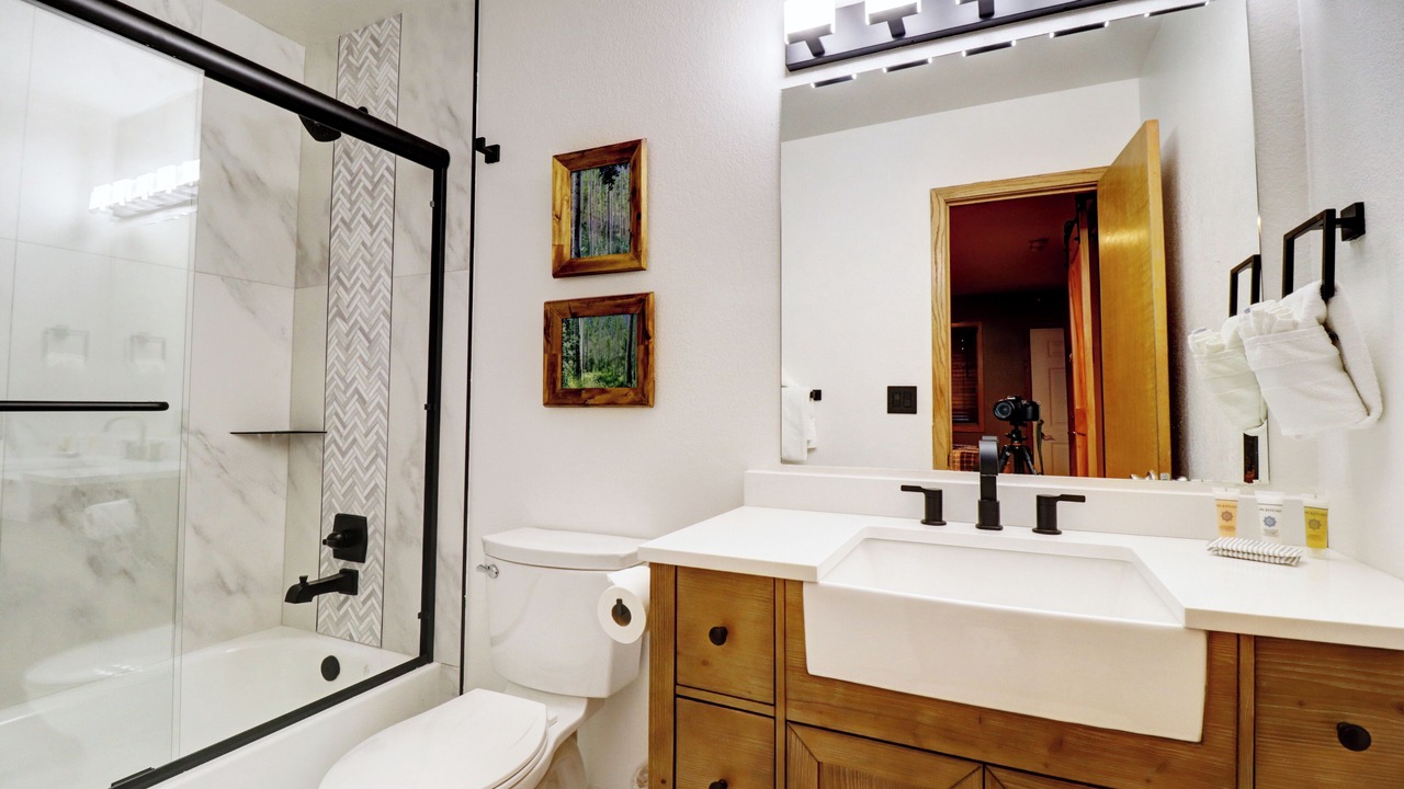 Photo of Bathroom in Frisco