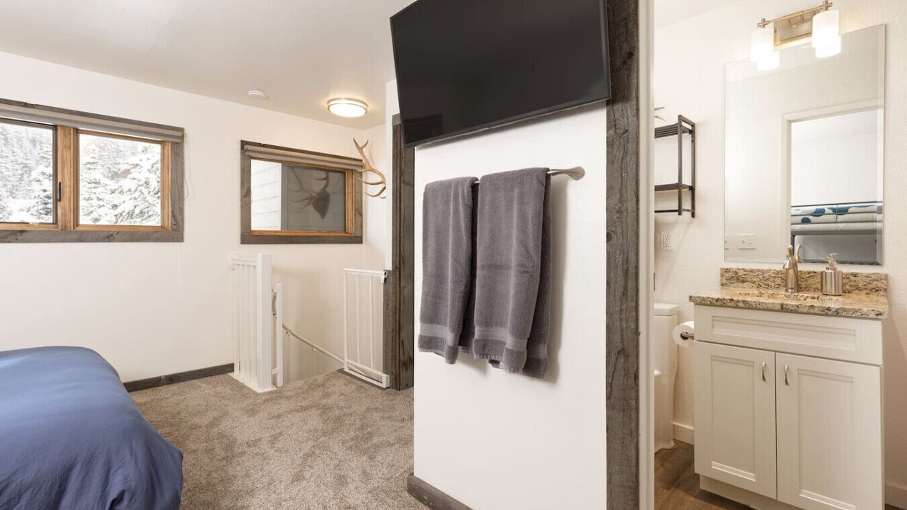 Photo of Bedroom in Big Sky