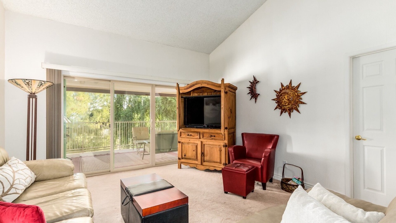 Photo of Bedroom in Desert Shores
