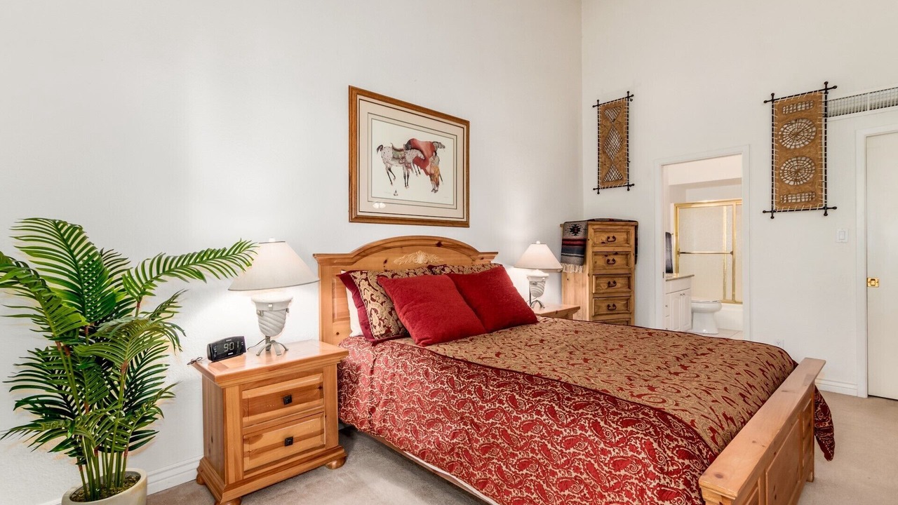 Photo of Bedroom in Desert Shores