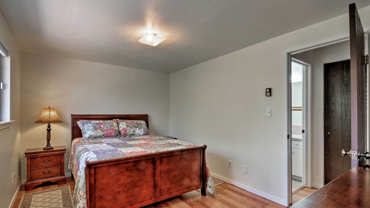 Photo of Bedroom in Cannonville