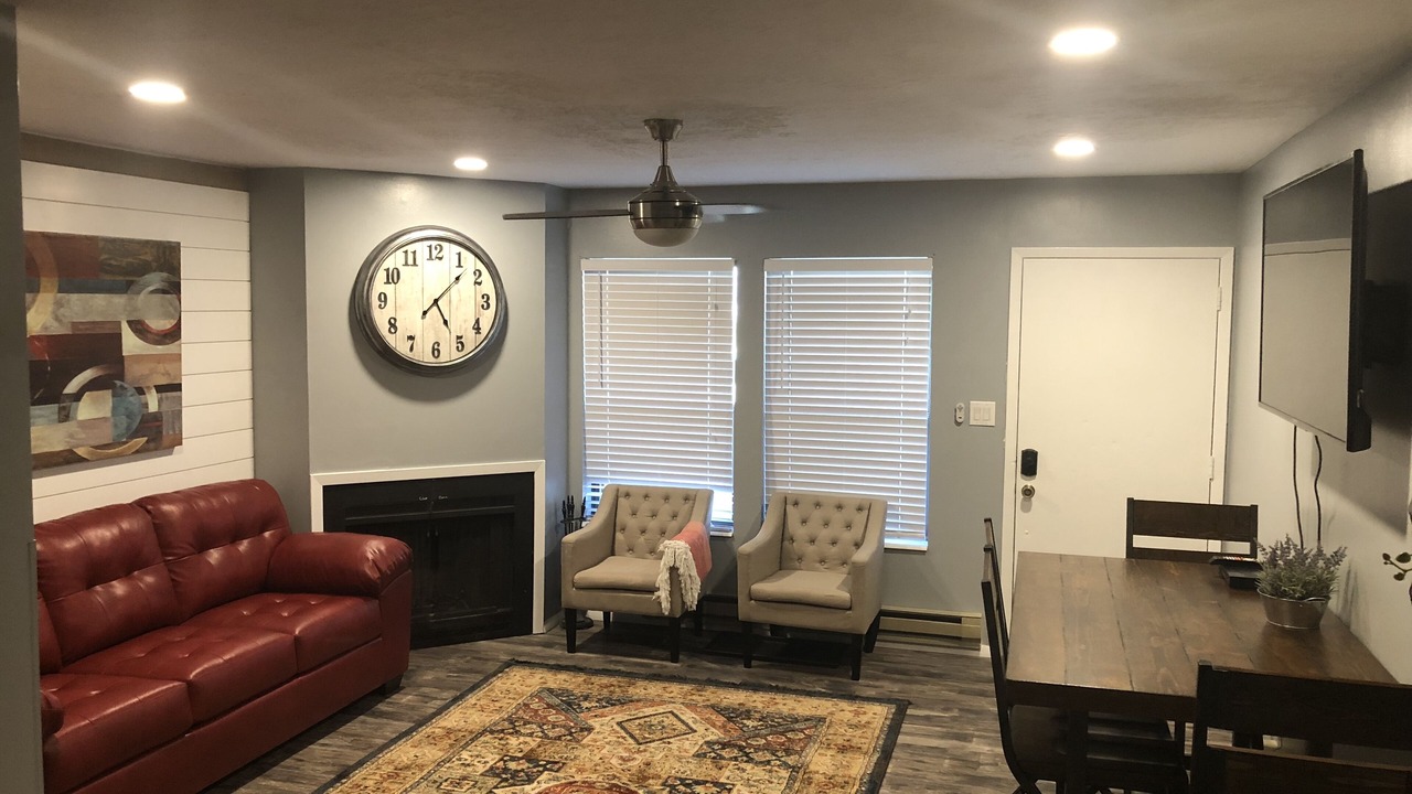 Photo of Livingroom in Wolf Creek