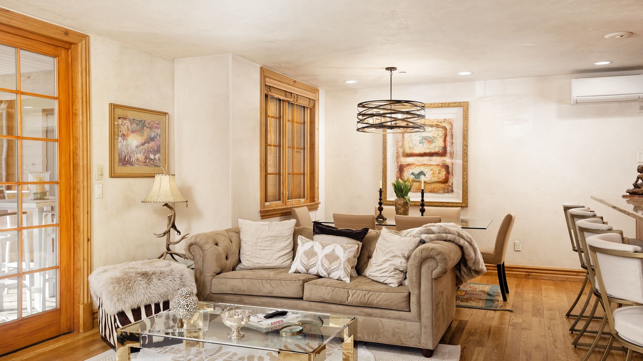 Photo of Livingroom in Aspen