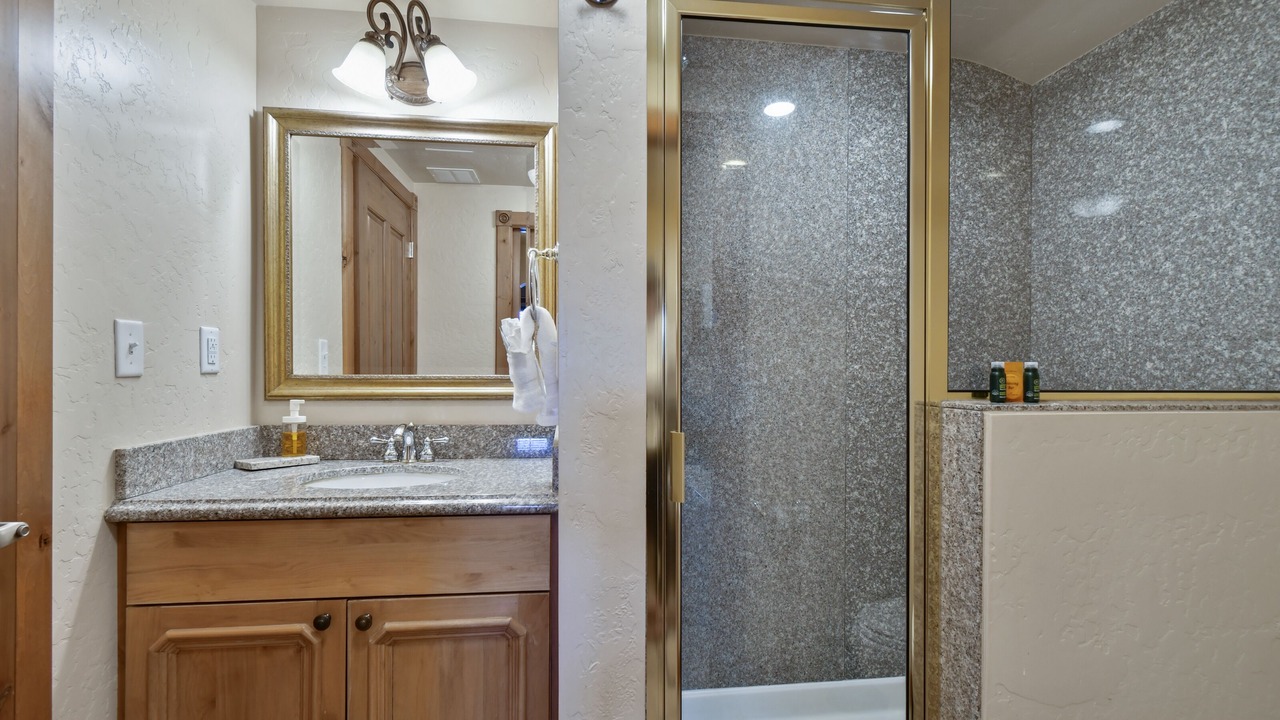 Photo of Bathroom in Midway