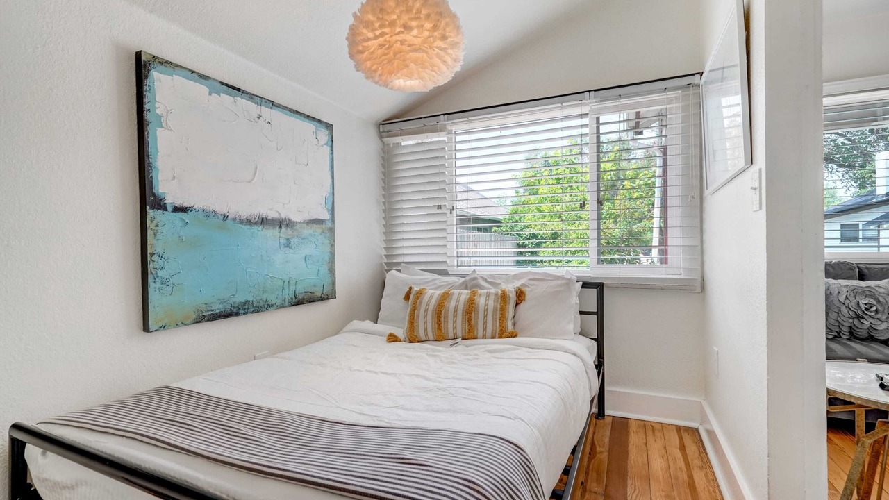 Photo of Bedroom in Central Colorado Springs