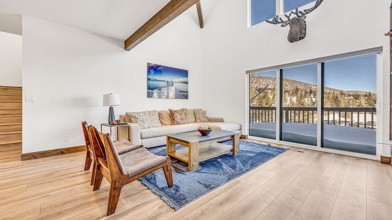 Photo of Livingroom in Deer Valley