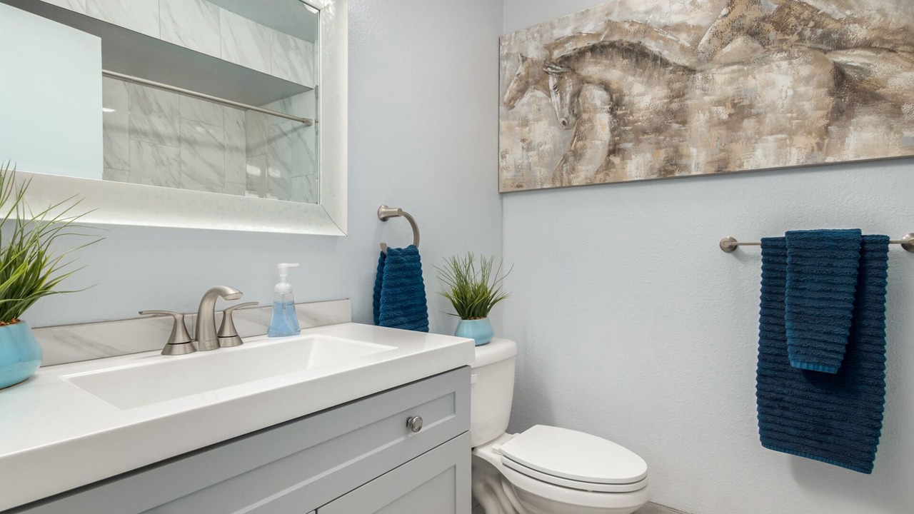 Photo of Bathroom in Desert Shores