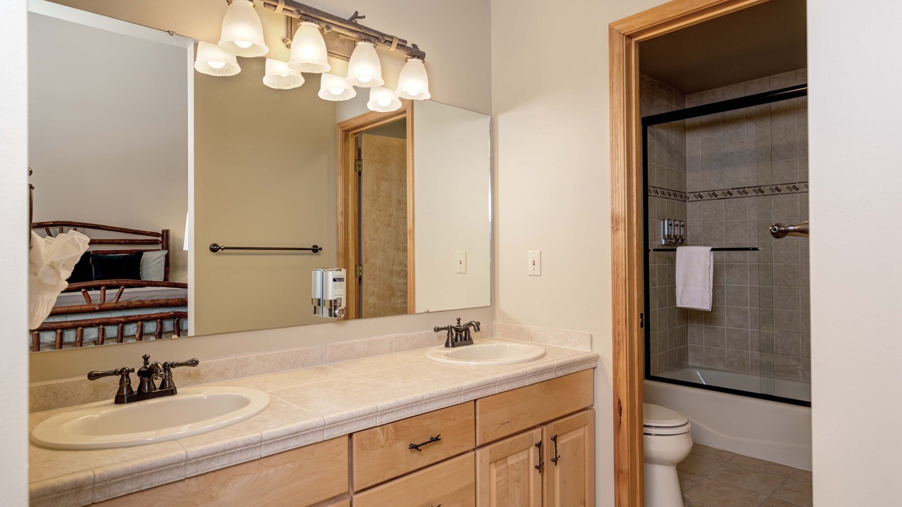 Photo of Bathroom in Big Sky