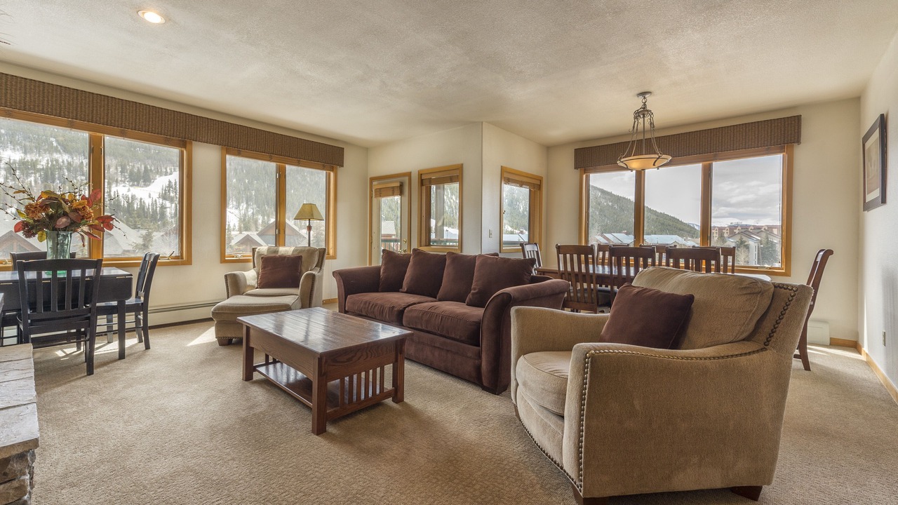 Photo of Livingroom in Mountain House