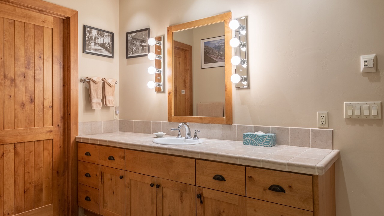 Photo of Bathroom in Granite Ridge